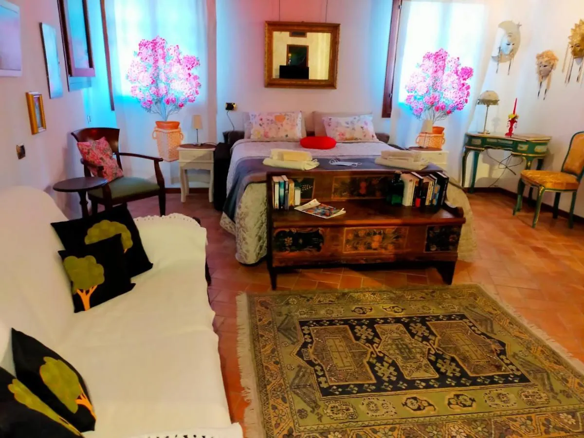 Suite Ai Leoni Venice Apartment